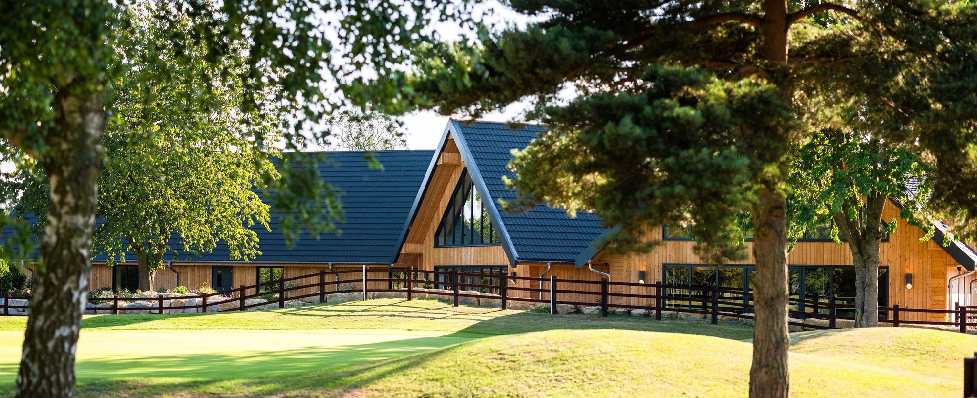 Welcome to Laceby Manor